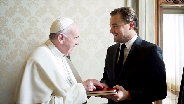 leonardo-di-kaprio-na-priem-kaj-papata-vo-vatikan-07.jpg