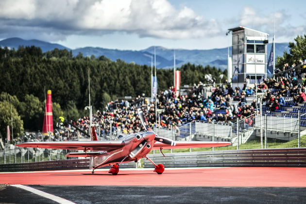 red-bull-air-race-2016-od-pustinskata-bura-direktno-vo-nov-triler-pod-alpite-01.jpg