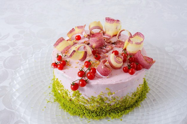 kako-da-izedete-poveke-salata-ednostavno-ako-izgleda-kako-torta-08.jpg