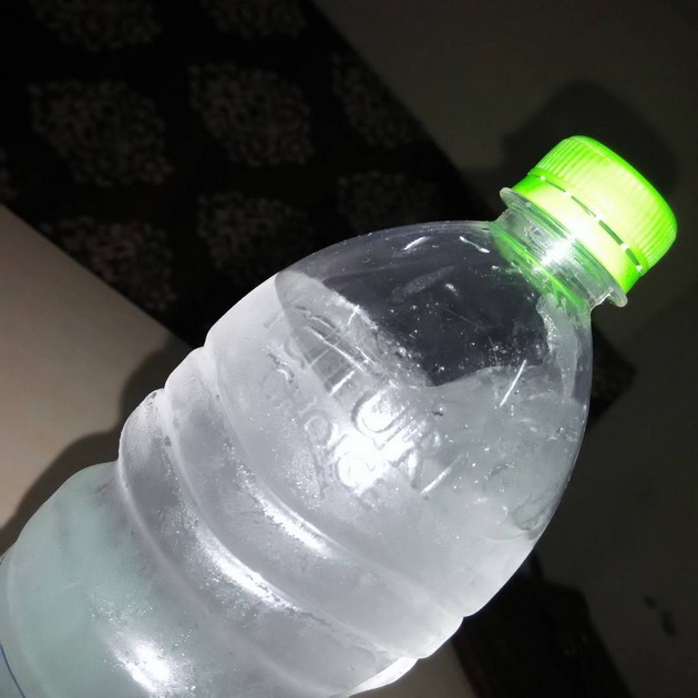 odlicni-trikovi-za-na-plaza-limonada-vo-kesicka-za-osvezuvanje-carsav-od-dusek-za-jadenje-bez-pesok-06_copy.jpg