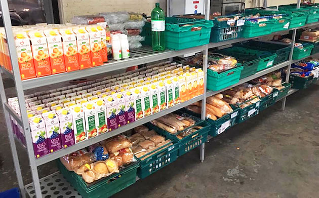 Plati-kolku-sto-mislis-Prviot-supermarket-vo-svetot-koj-prodava-hrana-pred-izminuvanje-narokot-bez-ceni-02.jpg