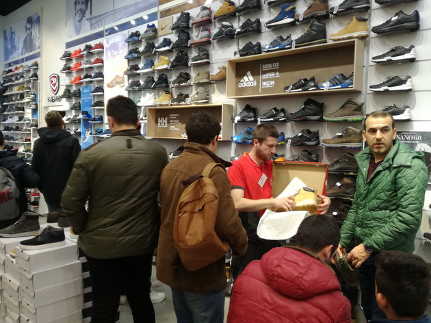 black-friday-soping-ludilo-vo-sport-vision-vo-skopje-city-mall-1.jpg