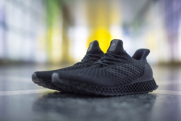 Adidas-e-vekje-vo-idninata-prvite-patiki-napraveni-so-3D-printer-na-prodazba-02.jpg