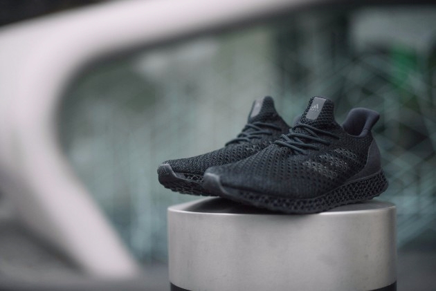 Adidas-e-vekje-vo-idninata-prvite-patiki-napraveni-so-3D-printer-na-prodazba-05.jpg