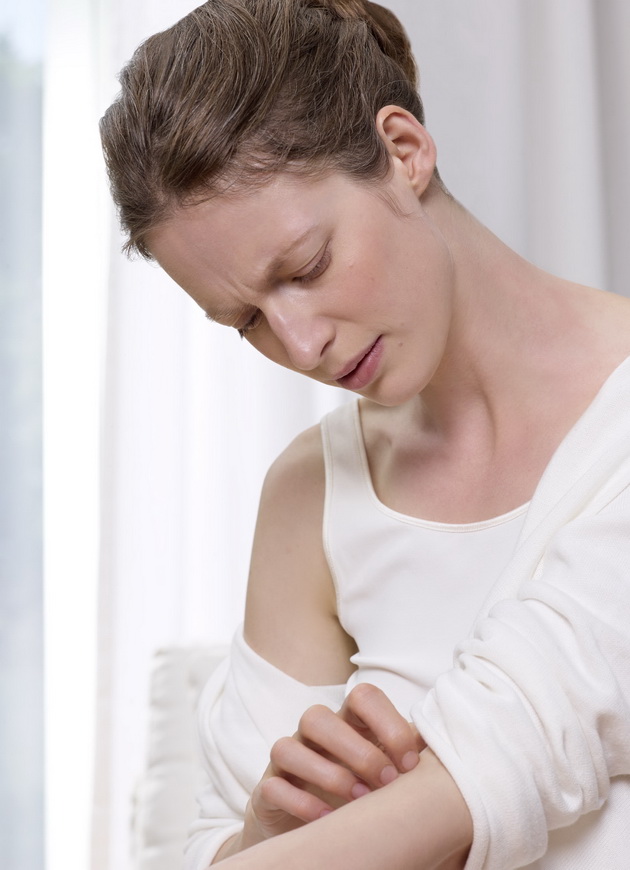 eucerin-atopicontrol-kolekcija-za-nega-na-suva-i-razdrazneta-koza-1.jpg