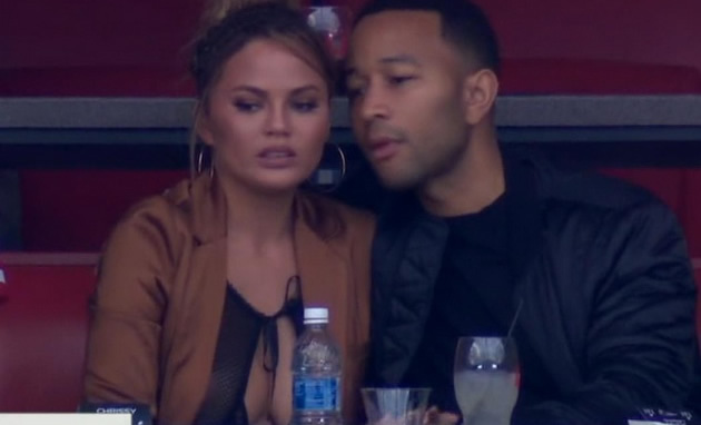 i-bradavicite-na-chrissy-teigen-go-sledea-super-bowl-shouto-1.jpg