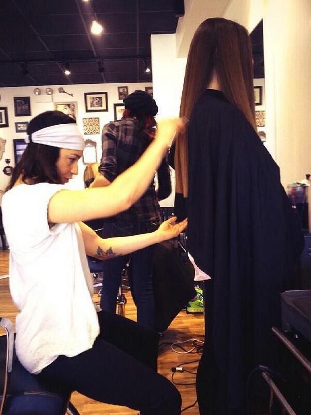 20-sliki-koi-im-se-dobro-poznati-na-site-devojki-so-dolga-kosa-8.jpg
