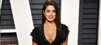 3te-recepti-za-ubavina-na-prijanka-chopra-koi-mozhete-da-gi-napravite-sami-video-povekje.fw.png