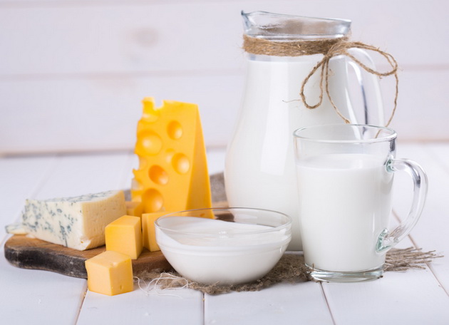 mlekoto-leci-truenje-jogurtot-infekcii-zosto-redovno-treba-da-jadete-mlecni-proizvodi-4.jpg