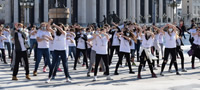 osnovcite-od-nova-so-maski-i-flesh-mob-vo-centarot-na-skopje-ja-podigaa-svesta-za-zagaduvanjeto-na-vozduhot-povekje.jpg