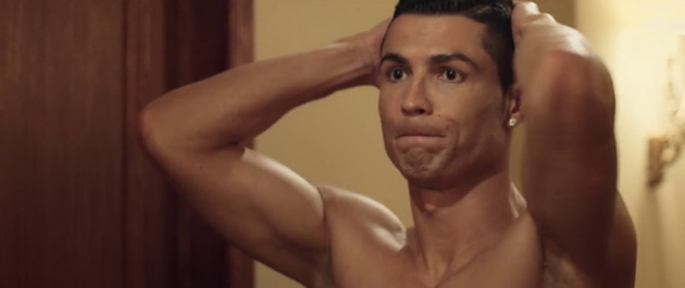 kristijano-ronaldo-povtorno-uloven-polugol-vo-hotelska-soba-video-03 (2).jpg