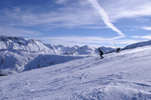 bansko vo bugarija sovrshena destinacija za zima no i leto foto 04