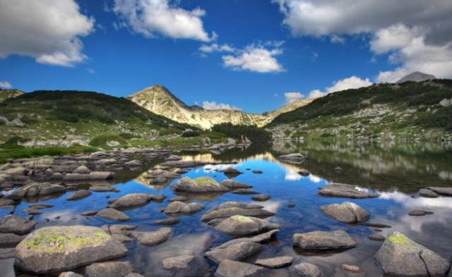 bansko vo bugarija sovrshena destinacija za zima no i leto foto 17