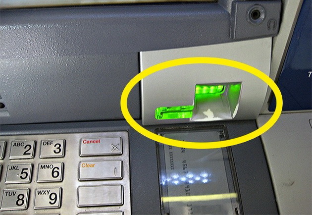 kako-da-prepoznaete-dali-bankomatot-kje-vi-gi-ukrade-doverlivite-podatoci-08.jpg