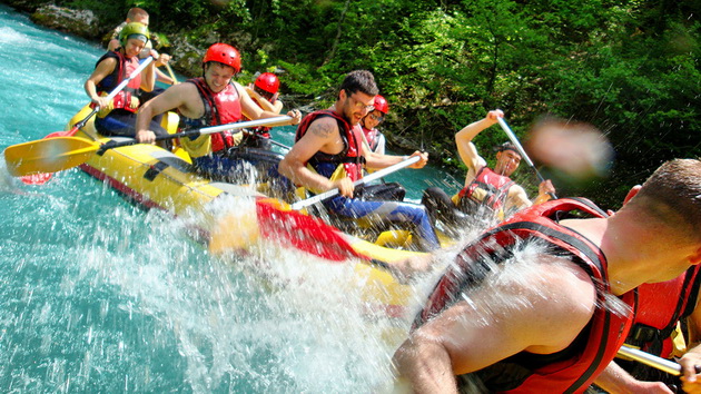 nezaboravna-avantura-5-prichini-da-odite-na-rafting-na-tara-06.jpg