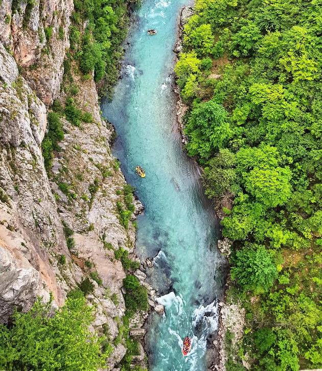 nezaboravna-avantura-5-prichini-da-odite-na-rafting-na-tara-11.jpg