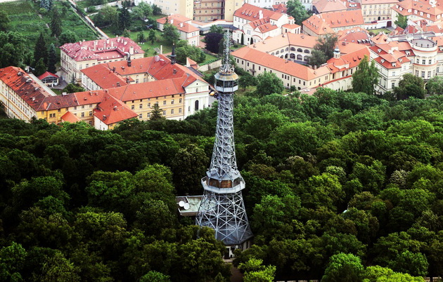 20-prichini-da-ja-posetite-zlatnata-praga-vo-esen-14.jpg