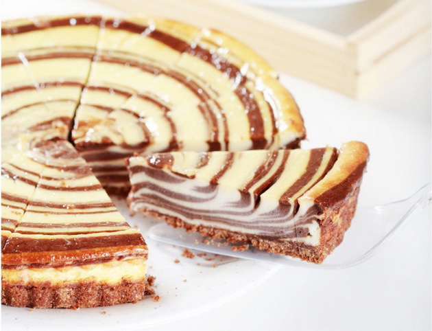 desert-na-denot-zebra-cheesecake-so-cokolado-03 - Copy.jpg