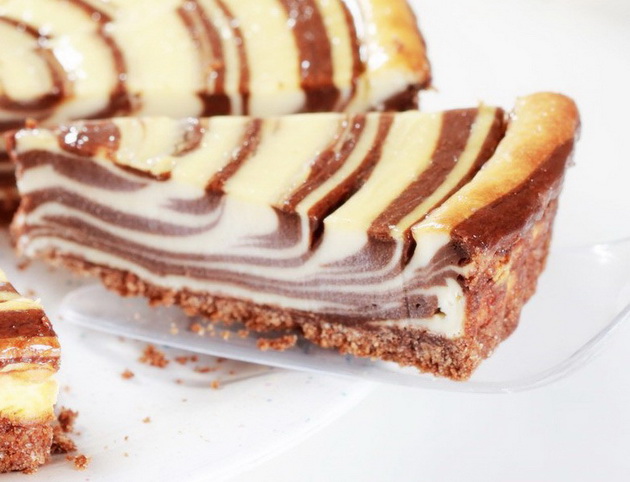 desert-na-denot-zebra-cheesecake-so-cokolado-04.jpg