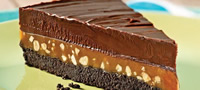 dva-reda-cokolado-red-karamela-troslojna-torta-koja-se-topi-vo-usta-povekje.jpg