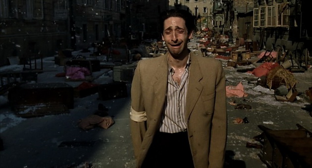 tajni-i-trikovi-so-koi-akterite-se-sluzhat-vo-snimanjeto-filmovi-05.jpg