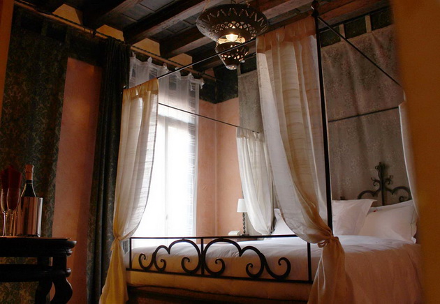 top-10-najromanticni-hoteli-vo-venecija-17.jpg