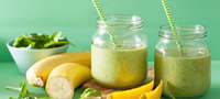 vitaminska-bomba-protiv-nastinki-smuti-od-spanakj-i-banana-povekje.jpg