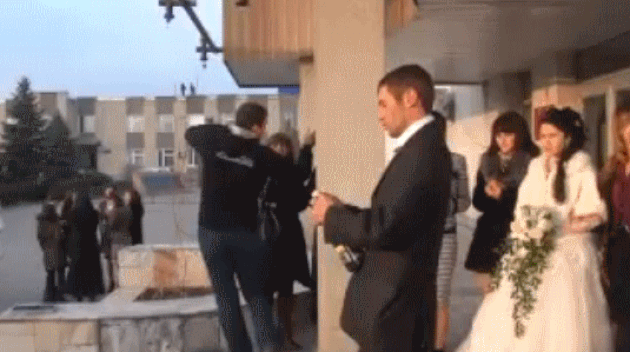 14-urnebesno-smeshni-situacii-uloveni-na-kamera-15-19.gif