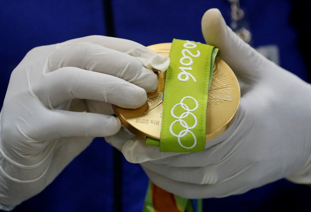 kako-se-pravat-zlatnite-olimpiski-medali-foto-18.jpg