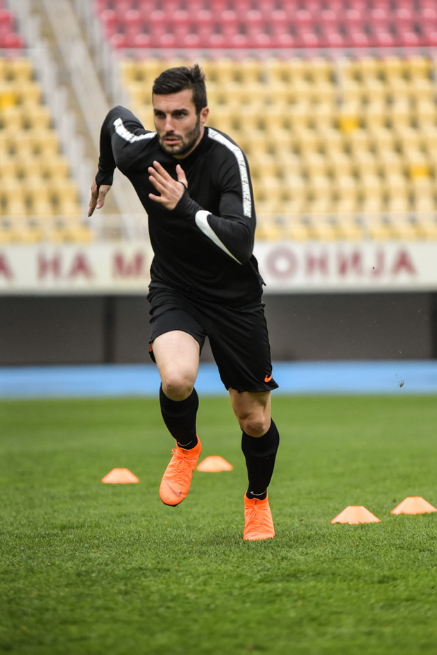 sport-vision-zaedno-so-darko-glisik-ja-pretstavuvaat-najdobrata-kopacka-dosega-od-serijata-nike-mercurial-superfly-360-05.jpg