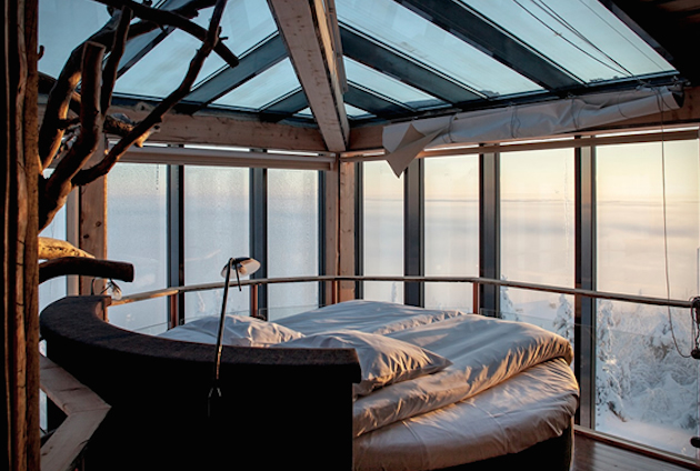 krevet-so-pogled-7-panorami-za-koi-ne-treba-da-mrdnete-od-hotelskata-soba-09.jpg