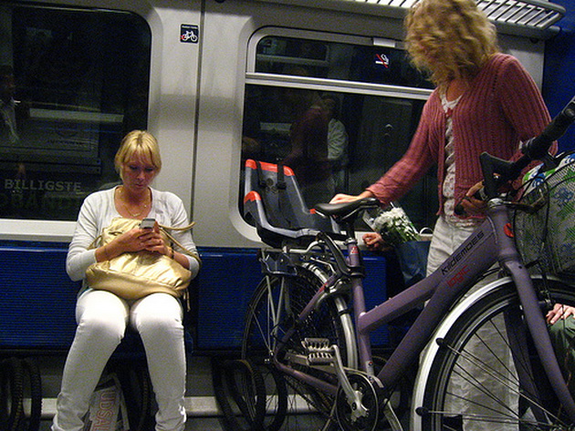vo-kopenhagen-smeete-da-vlezete-so-velosiped-vo-metro-foto-05.jpg