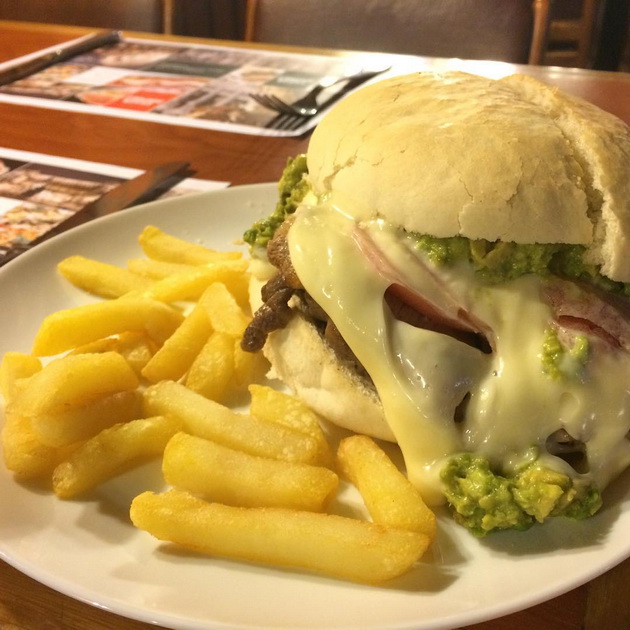 kako-izgledaat-burgerite-vo-razlichni-zemji-niz-svetot-05.jpg