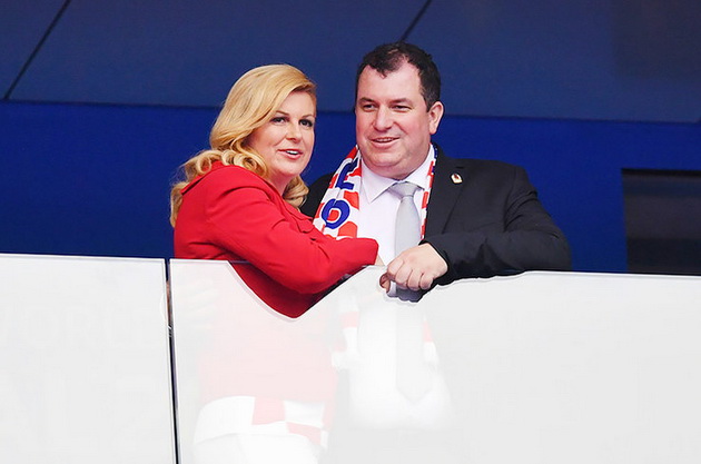 kolinda-grabar-merkel-makron-politicharite-so-partnerite-nekogash-i-sega-foto-12.jpg