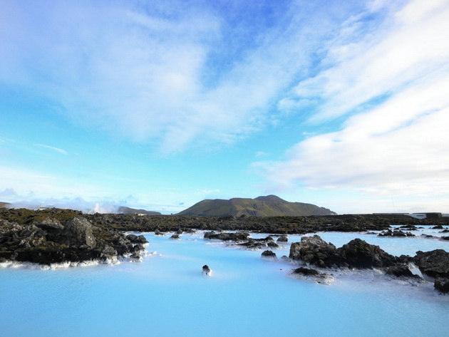 ochekuvanje-vs-realnost-razocharuvachki-fotki-i-fakti-za-sinata-laguna-vo-island-03.jpg