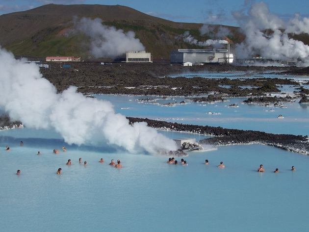 ochekuvanje-vs-realnost-razocharuvachki-fotki-i-fakti-za-sinata-laguna-vo-island-16.jpg