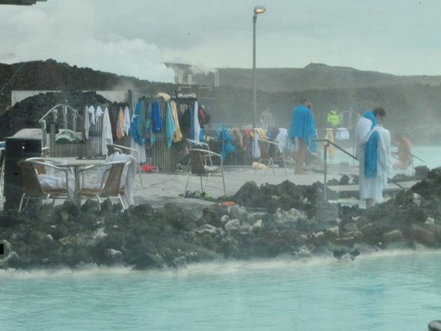 ochekuvanje-vs-realnost-razocharuvachki-fotki-i-fakti-za-sinata-laguna-vo-island-19.jpg