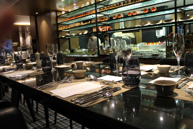 sovrshen-nastan-za-hedonisti-i-vljubenici-vo-hranata-chefs-table-vo-distrikt-bar-i-restoran-03.JPG
