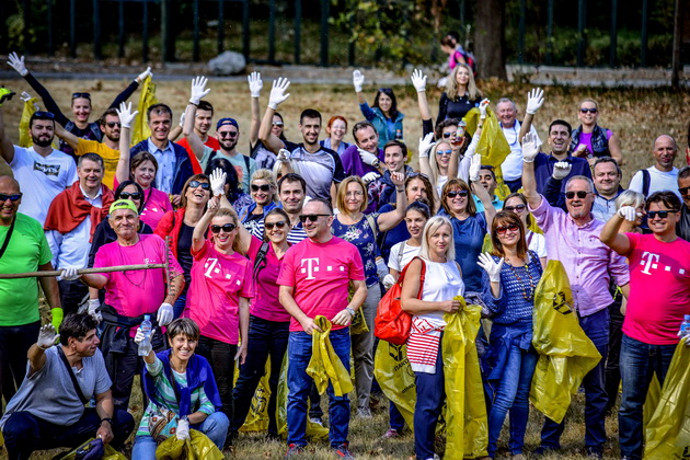 vrabotenite-vo-telekom-organiziraa-eko-akcija-za-chist-gradski-park-01.jpg