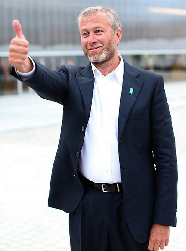 prikaznata-na-roman-abramovich-i-na-ushte-3-milijarderi-shto-izrasnale-vo-beda-02.jpg