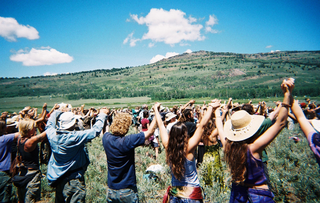 rainbow gathering privremei sobiri koi se slucuvaat nasekade niz svetot 10