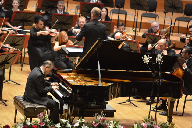koncert-za-pametenje-na-simon-trpceski-i-makedonska-filharmonija-02.JPG