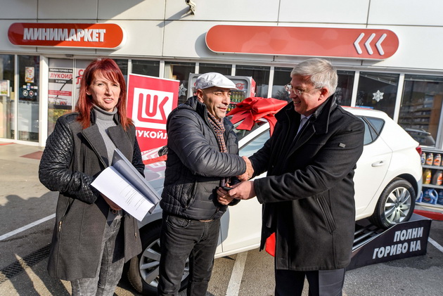 lukoil-makedonija-go-isprati-seat-leonot-vo-racete-na-sait-alji-od-skopje-05.jpg