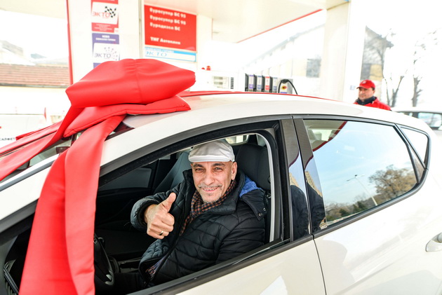 lukoil-makedonija-go-isprati-seat-leonot-vo-racete-na-sait-alji-od-skopje-06.jpg