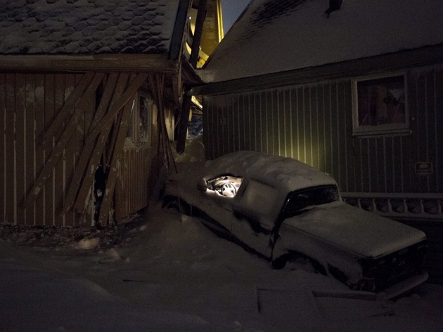 povekje-polarni-mechki-od-lugje-nema-grobishta-24-fakti-za-zivotot-vo-najseverniot-grad-na-svetot-15.jpg