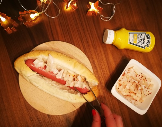Hot-dog-so-kisela-zelka (3).jpg