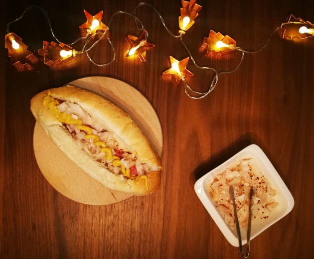 Hot-dog-so-kisela-zelka (4).jpg