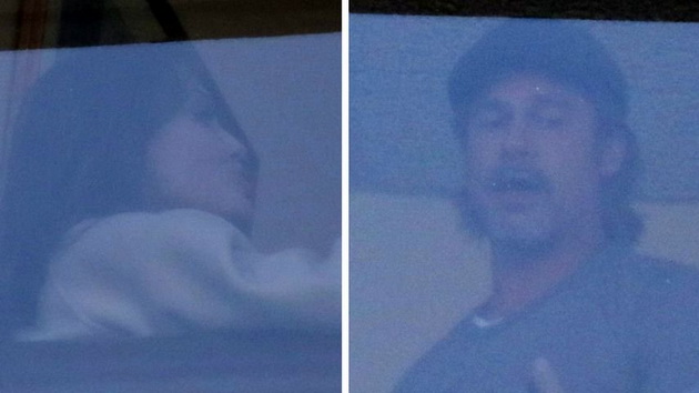 angelina-jolie-i-bradd-pitt-vidno-nervozni-i-luti-na-prvite-zaednicki-fotki-po-razvodot-01.jpg