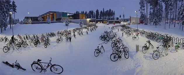 decinjata-vo-finska-odat-na-uciliste-so-velosipedi-i-na-17-stepeni-06.jpg