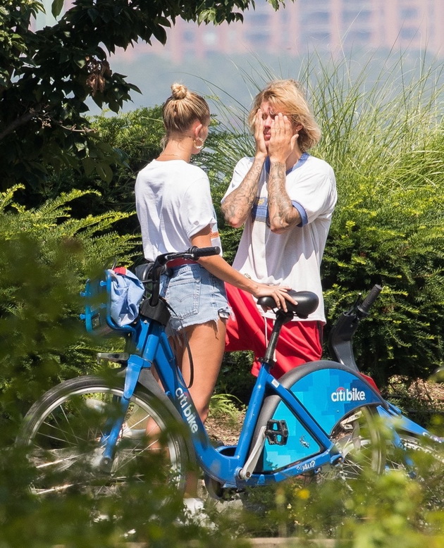 justin-bieber-i-hailey-baldwin-povtorno-srede-zhestoka-raspravija-foto-11.jpg